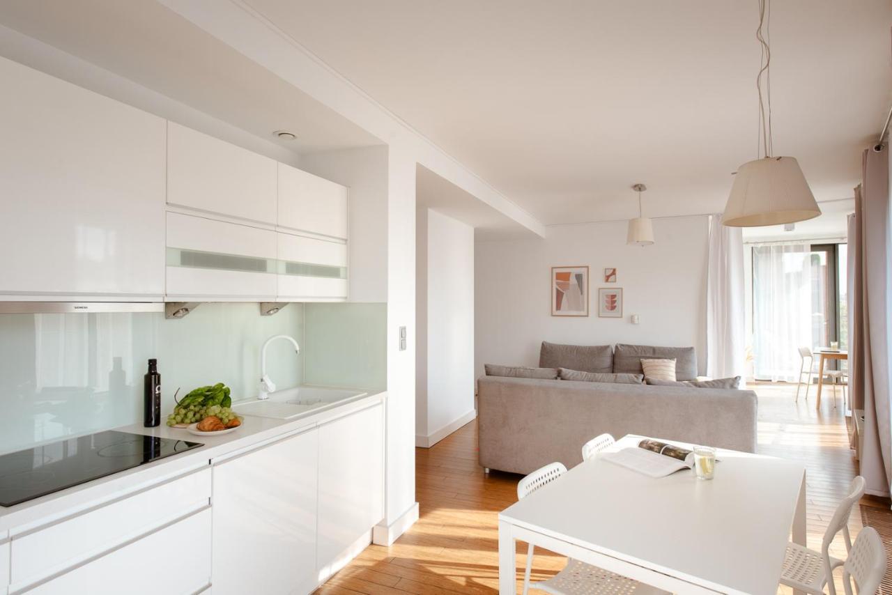 Spacious Close To Main Station / Galeria Krakowska Apartment Krakow