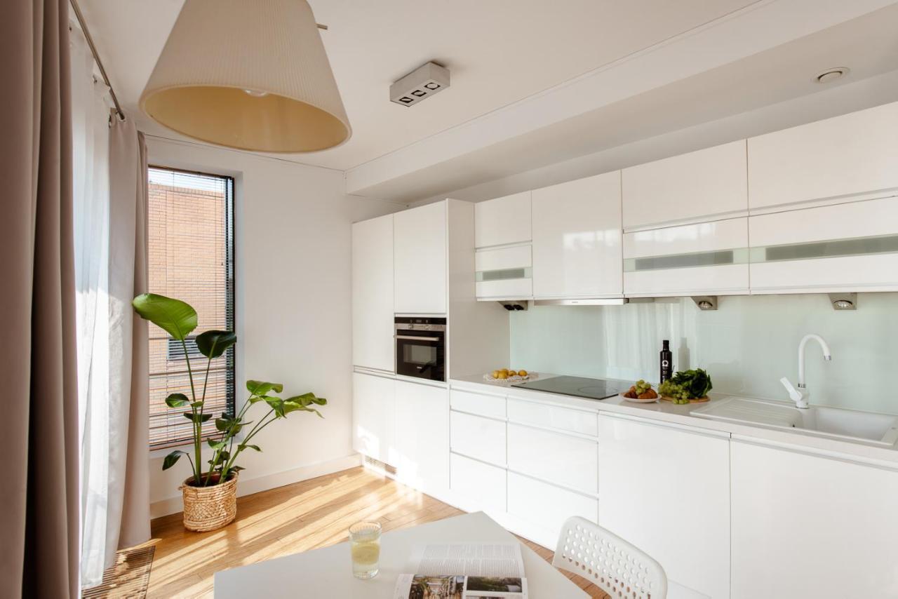 Apartment Spacious Close To Main Station / Galeria Krakowska