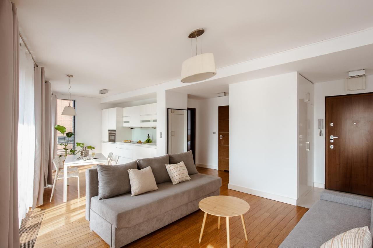 Spacious Close To Main Station / Galeria Krakowska Apartamento